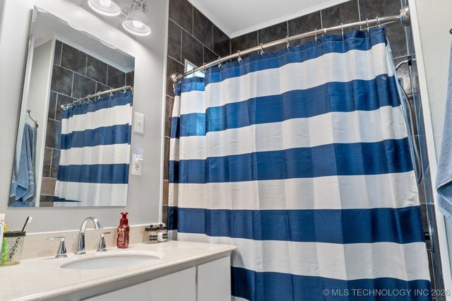 624 W Cedar Street, Durant, OK 74701