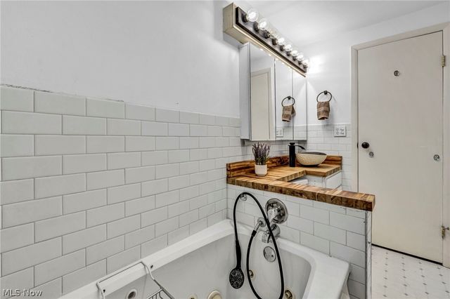 9143 Coventry Drive, Northfield, OH 44067
