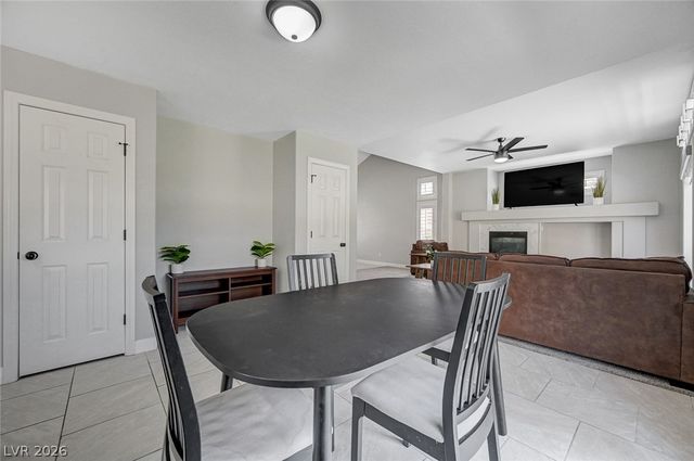 2558 Williamsburg Street, Henderson, NV 89052