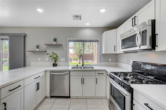 2558 Williamsburg Street, Henderson, NV 89052