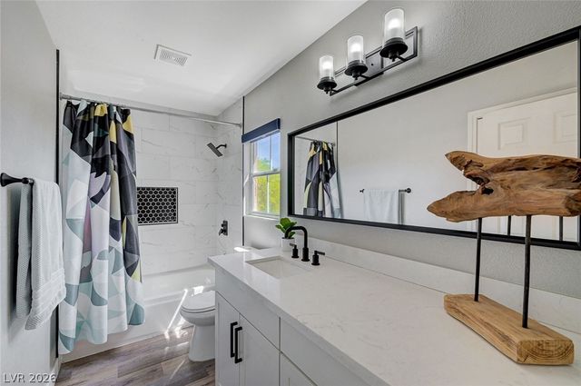 2558 Williamsburg Street, Henderson, NV 89052