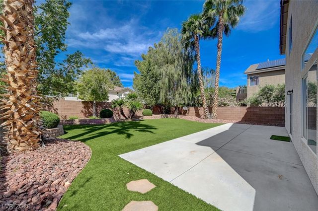 2558 Williamsburg Street, Henderson, NV 89052