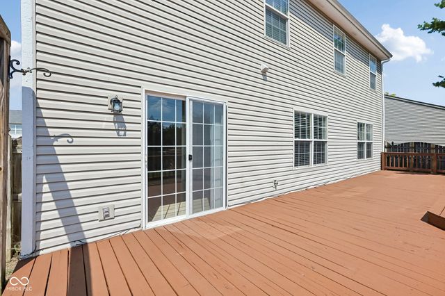 13823 Oak Grove Court, Fishers, IN 46038
