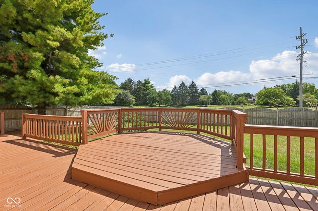 13823 Oak Grove Court, Fishers, IN 46038