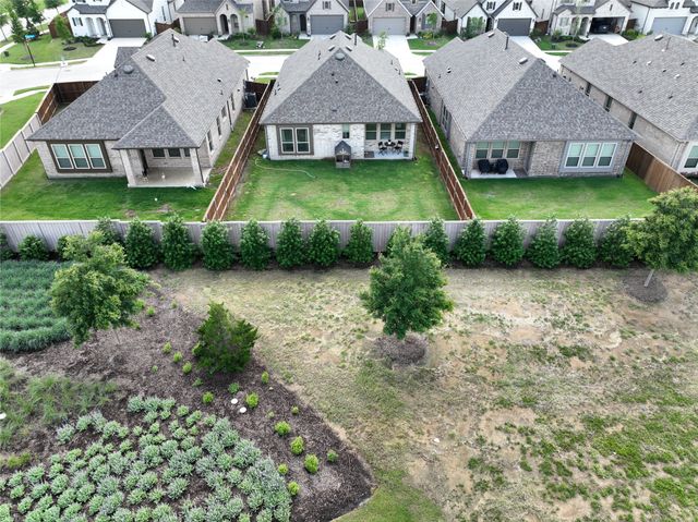 4718 Firewheel Court, Aubrey, TX 76227