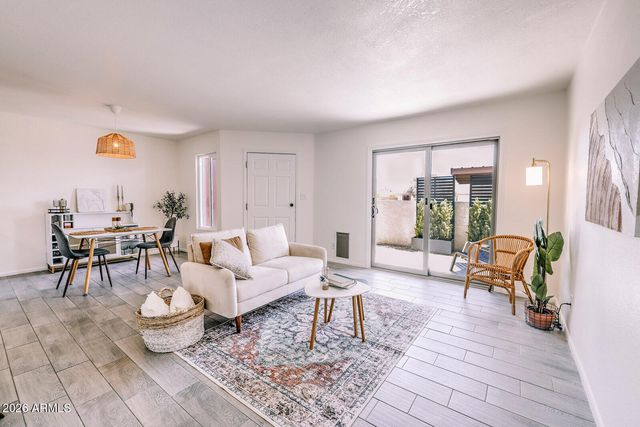 2040 S LONGMORE -- 9, Mesa, AZ 85202