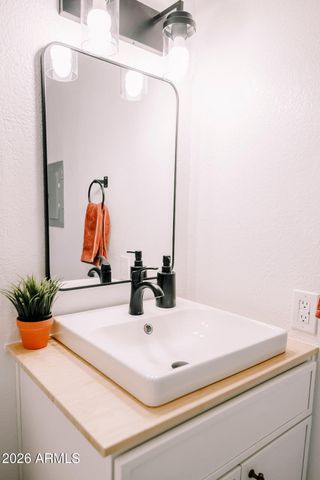 2040 S LONGMORE -- 9, Mesa, AZ 85202