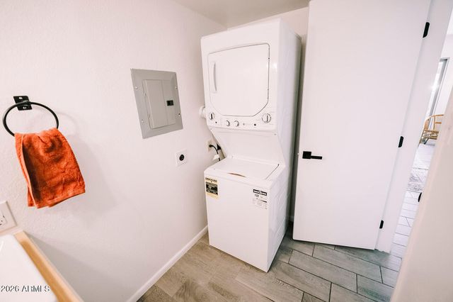 2040 S LONGMORE -- 9, Mesa, AZ 85202