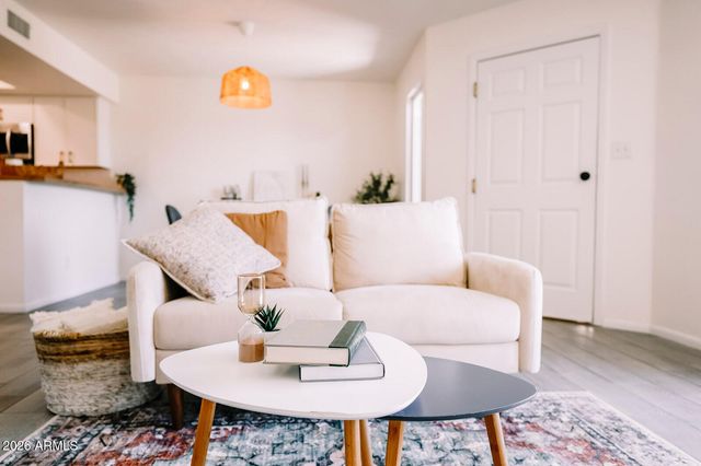 2040 S LONGMORE -- 9, Mesa, AZ 85202