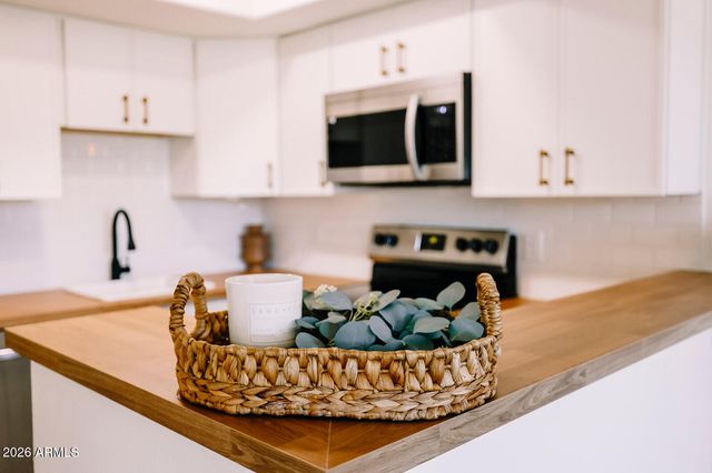 2040 S LONGMORE -- 9, Mesa, AZ 85202