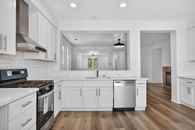 8406 KEUSMAN St, Elk Grove, CA 95758