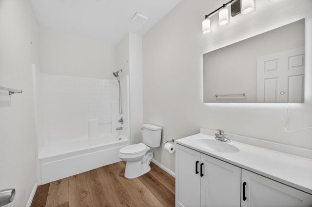 8406 KEUSMAN St, Elk Grove, CA 95758