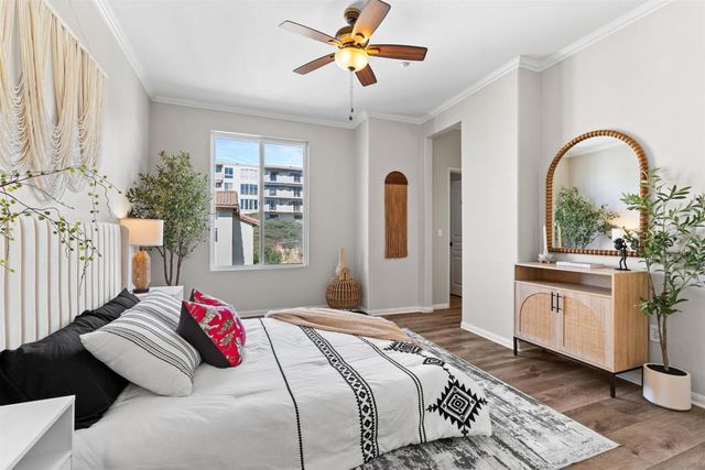 1307 Terracina Ln, San Diego, CA 92103