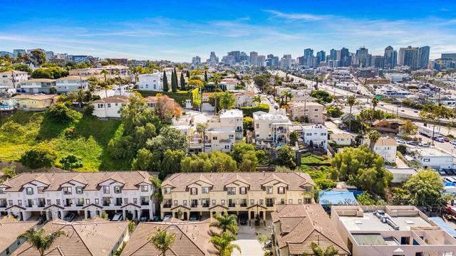 1307 Terracina Ln, San Diego, CA 92103