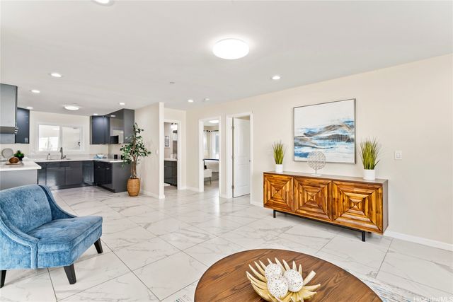 928 9th Avenue B, Honolulu, HI 96816