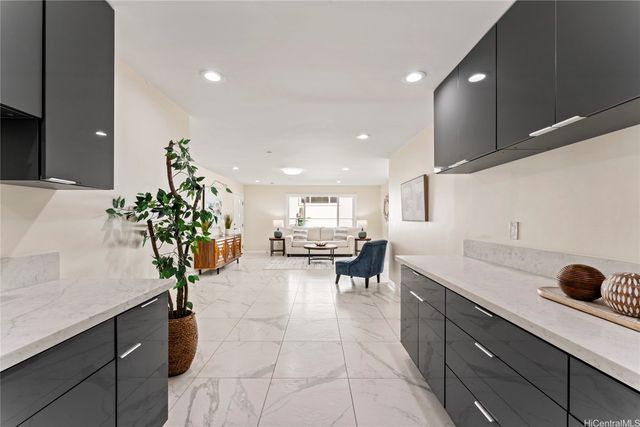 928 9th Avenue B, Honolulu, HI 96816