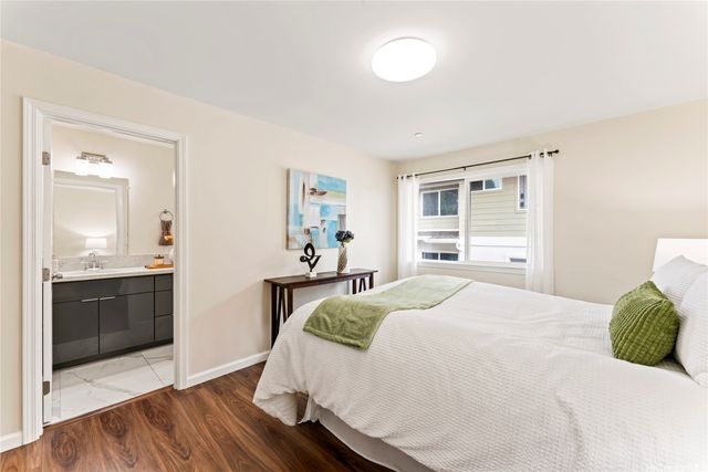 928 9th Avenue B, Honolulu, HI 96816