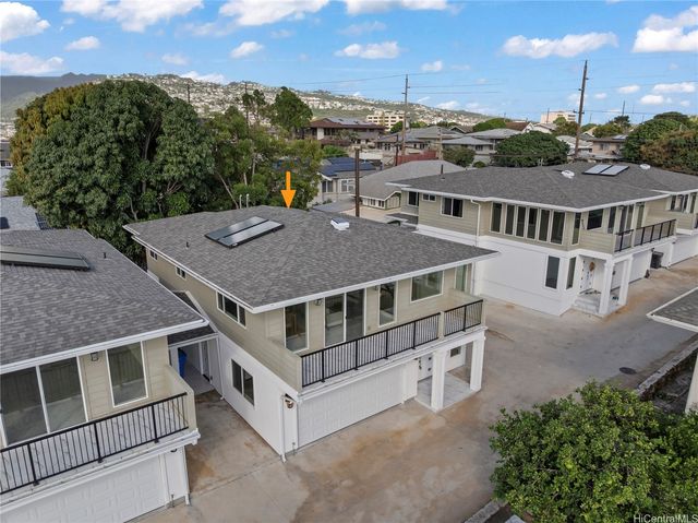 928 9th Avenue B, Honolulu, HI 96816