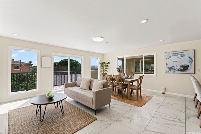 928 9th Avenue B, Honolulu, HI 96816