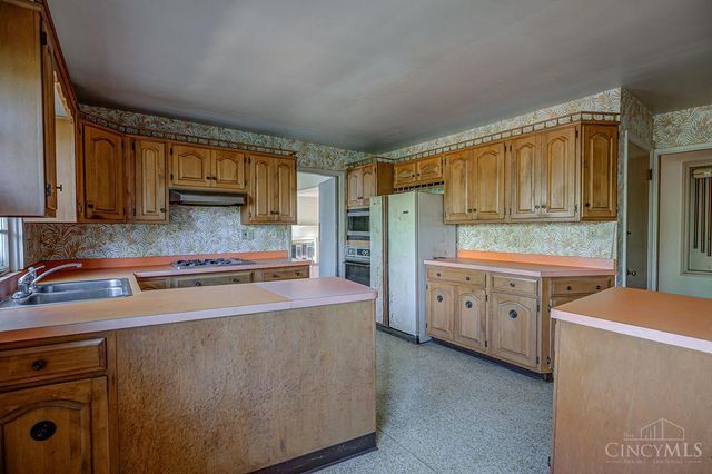 683 S Washington Boulevard, Hamilton, OH 45013