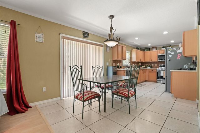 268 TAVESTOCK LOOP, Winter Springs, FL 32708