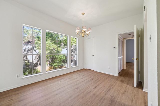 2100 Tanglewilde Street 514, Houston, TX 77063