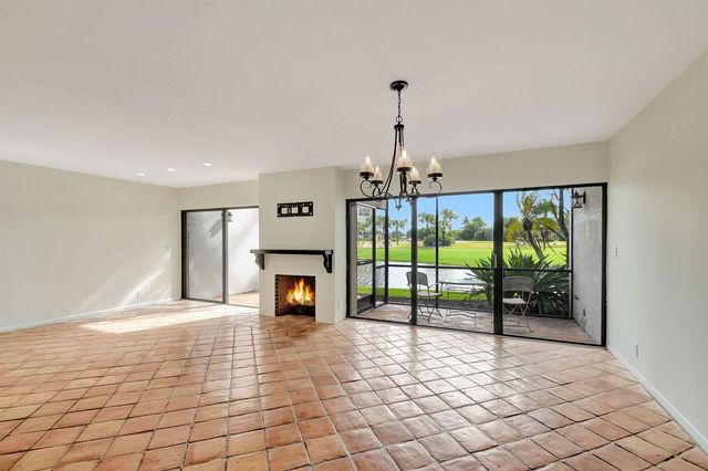 1906 Presidential Way 1-c, West Palm Beach, FL 33401