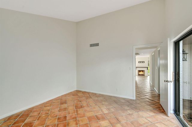 1906 Presidential Way 1-c, West Palm Beach, FL 33401