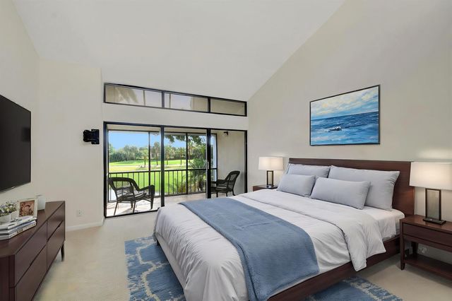 1906 Presidential Way 1-c, West Palm Beach, FL 33401