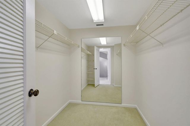 1906 Presidential Way 1-c, West Palm Beach, FL 33401