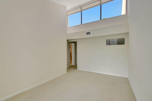 1906 Presidential Way 1-c, West Palm Beach, FL 33401