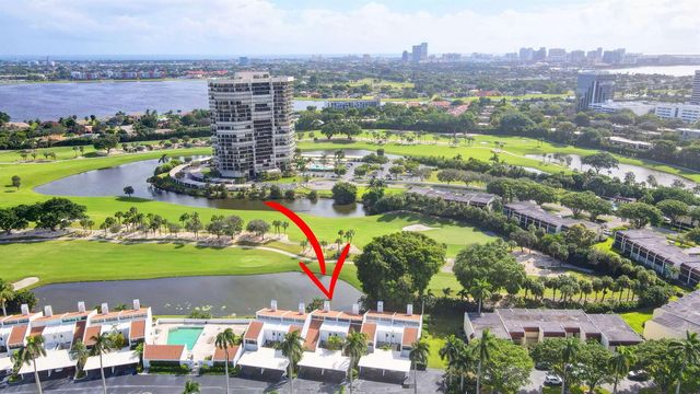 1906 Presidential Way 1-c, West Palm Beach, FL 33401