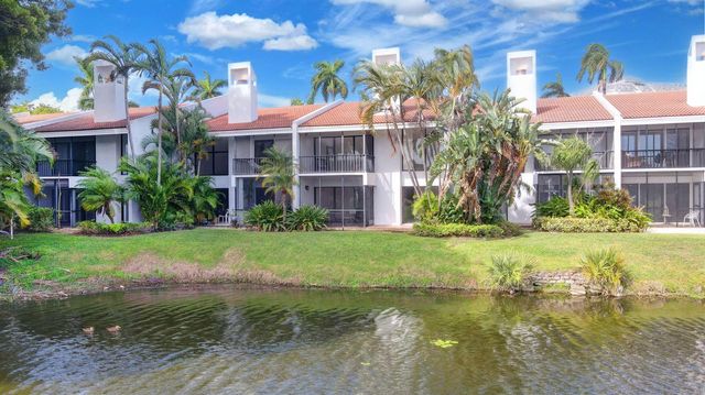 1906 Presidential Way 1-c, West Palm Beach, FL 33401