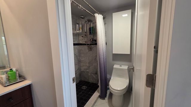9301 Sunrise Lakes Boulevard 306, Sunrise, FL 33322