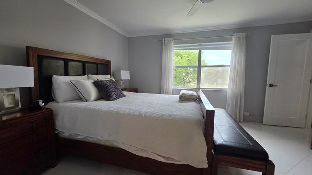 9301 Sunrise Lakes Boulevard 306, Sunrise, FL 33322