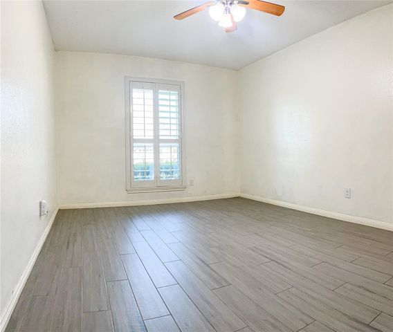 13607 Fernhill Drive, Sugar Land, TX 77498