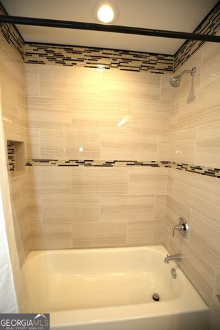3458 English Oaks Drive NW, Kennesaw, GA 30144