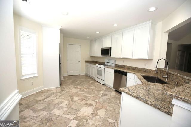 3458 English Oaks Drive NW, Kennesaw, GA 30144