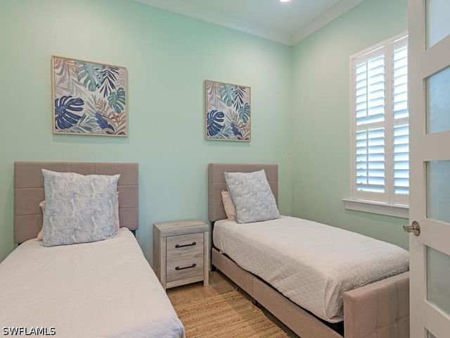 6331 Arriba AVE, Naples, FL 34113