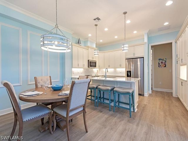 6331 Arriba AVE, Naples, FL 34113
