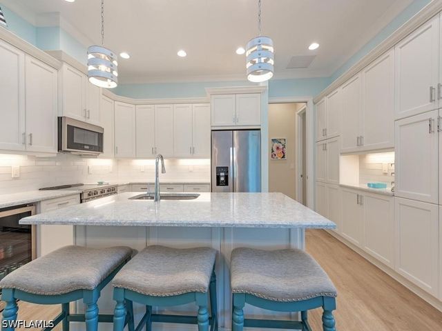 6331 Arriba AVE, Naples, FL 34113