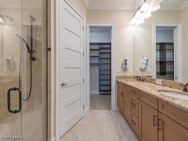 6331 Arriba AVE, Naples, FL 34113