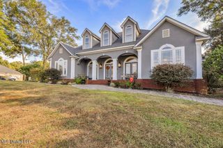 5402 Huckleberry Lane, Moss Point, MS 39562