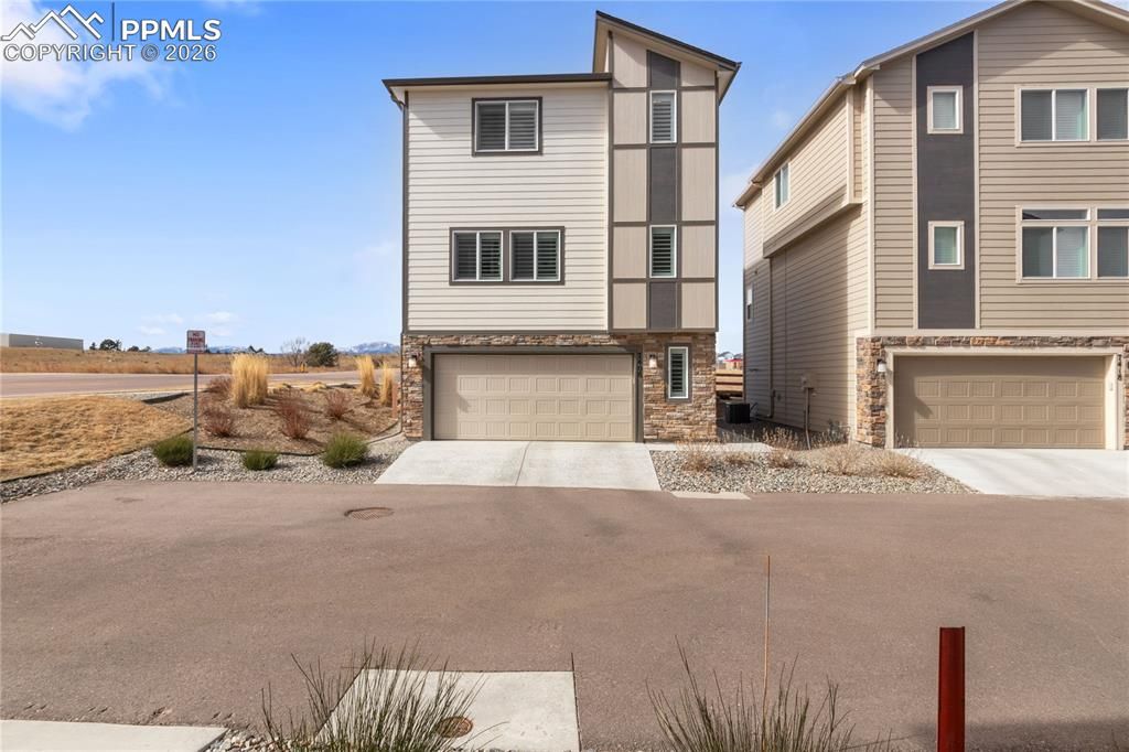 7408 Rufous Fronted View, Colorado Springs, CO 80923