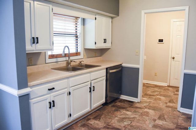 13 LONE OAK DRIVE, Weaver, AL 36277