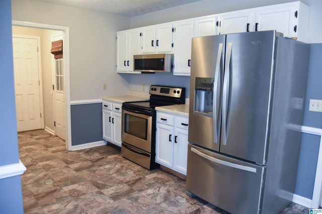 13 LONE OAK DRIVE, Weaver, AL 36277