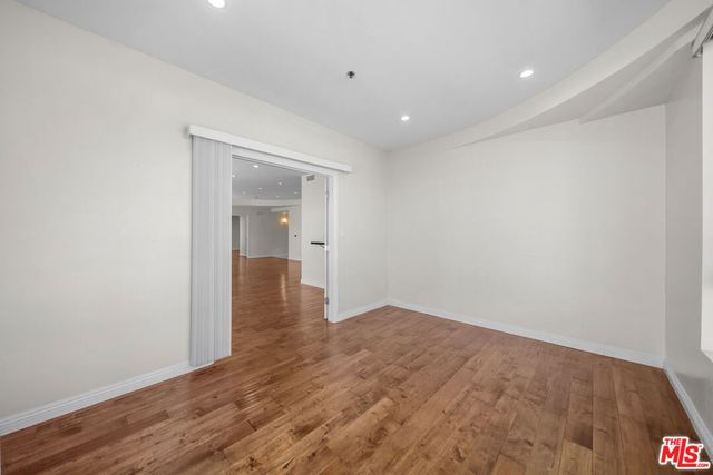 326 Westminster Avenue 404, Los Angeles, CA 90020