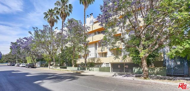 326 Westminster Avenue 404, Los Angeles, CA 90020