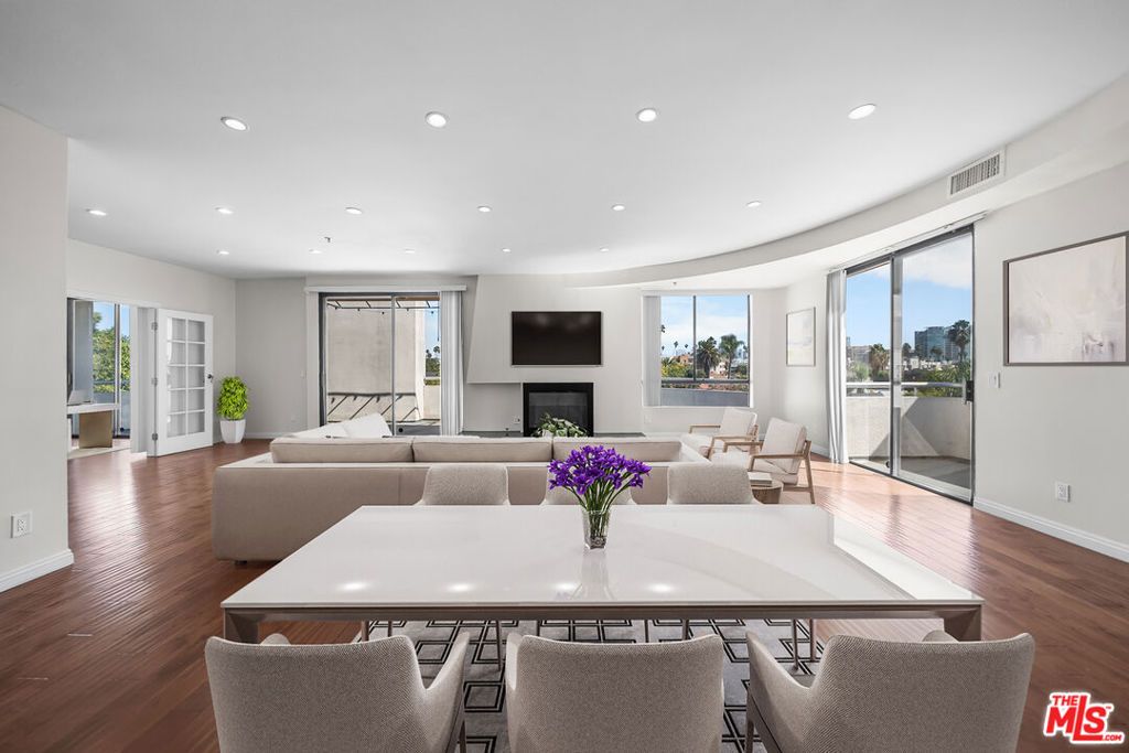 326 Westminster Avenue 404, Los Angeles, CA 90020 — photo 5