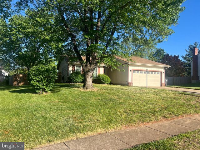8871 BUTTERNUT ST, Manassas, VA 20110